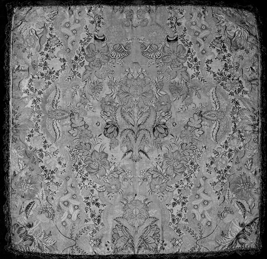 velo di calice, elemento d'insieme - manifattura italiana, manifattura francese (prima metà sec. XVIII)