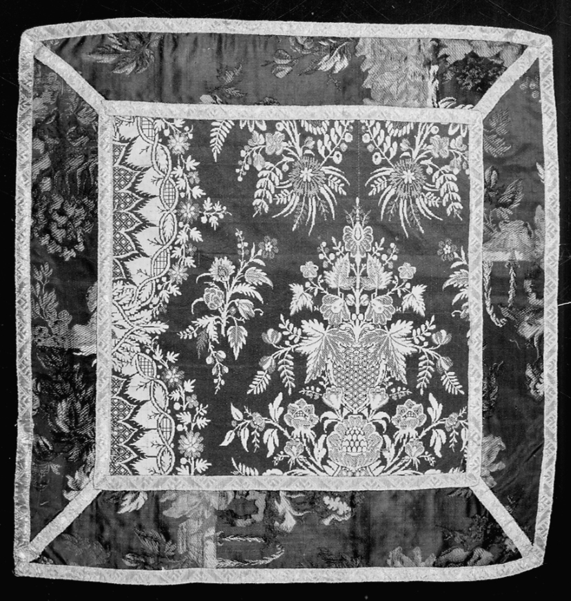 velo di calice, elemento d'insieme - manifattura Italia settentrionale (primo quarto sec. XVIII)