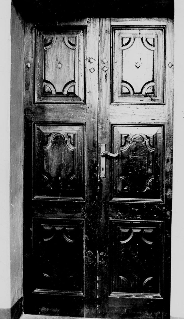 porta - a due battenti, opera isolata - bottega biellese (fine sec. XVII)