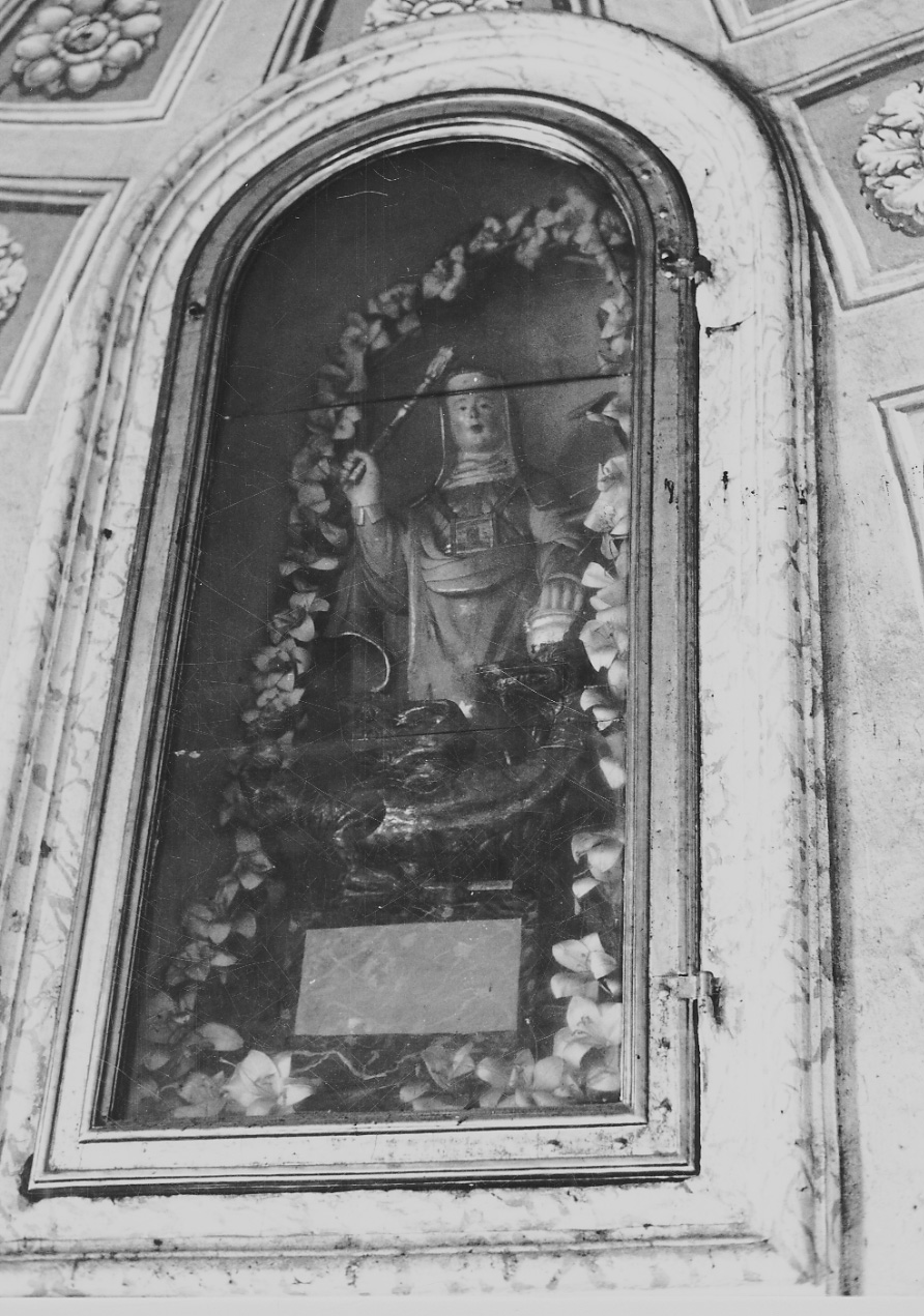 Santa Marta sconfigge il drago di Tarascona aspergendolo con l'acqua Santa (statua, opera isolata) di Serpentiere Carlo Gaspare (attribuito) (inizio sec. XVIII)
