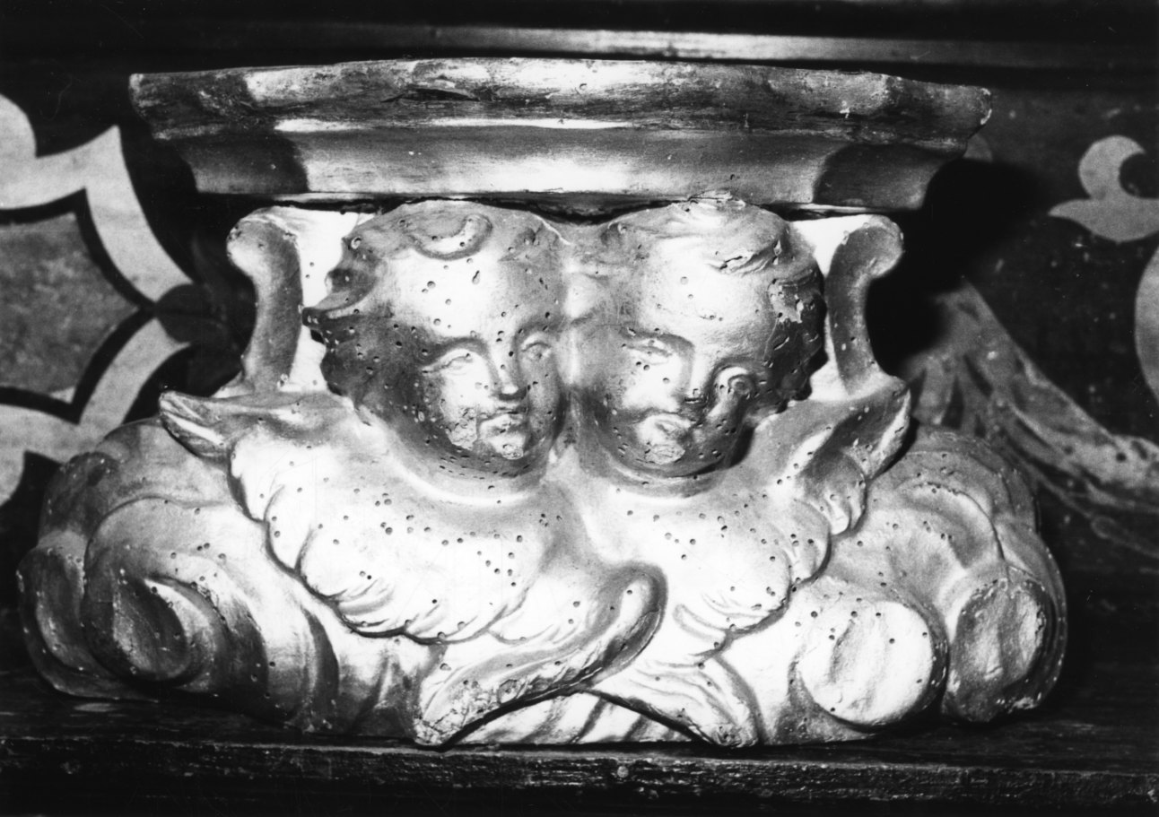 base per croce d'altare, opera isolata - bottega biellese (prima metà sec. XVIII)