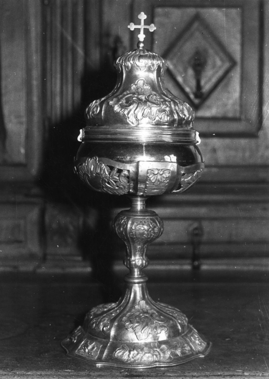 pisside, opera isolata - bottega piemontese (ultimo quarto sec. XVIII)