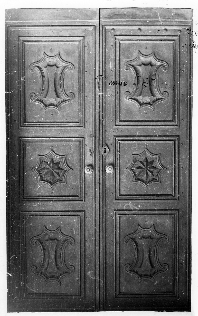 porta - a due battenti, opera isolata - bottega biellese (metà sec. XVIII)