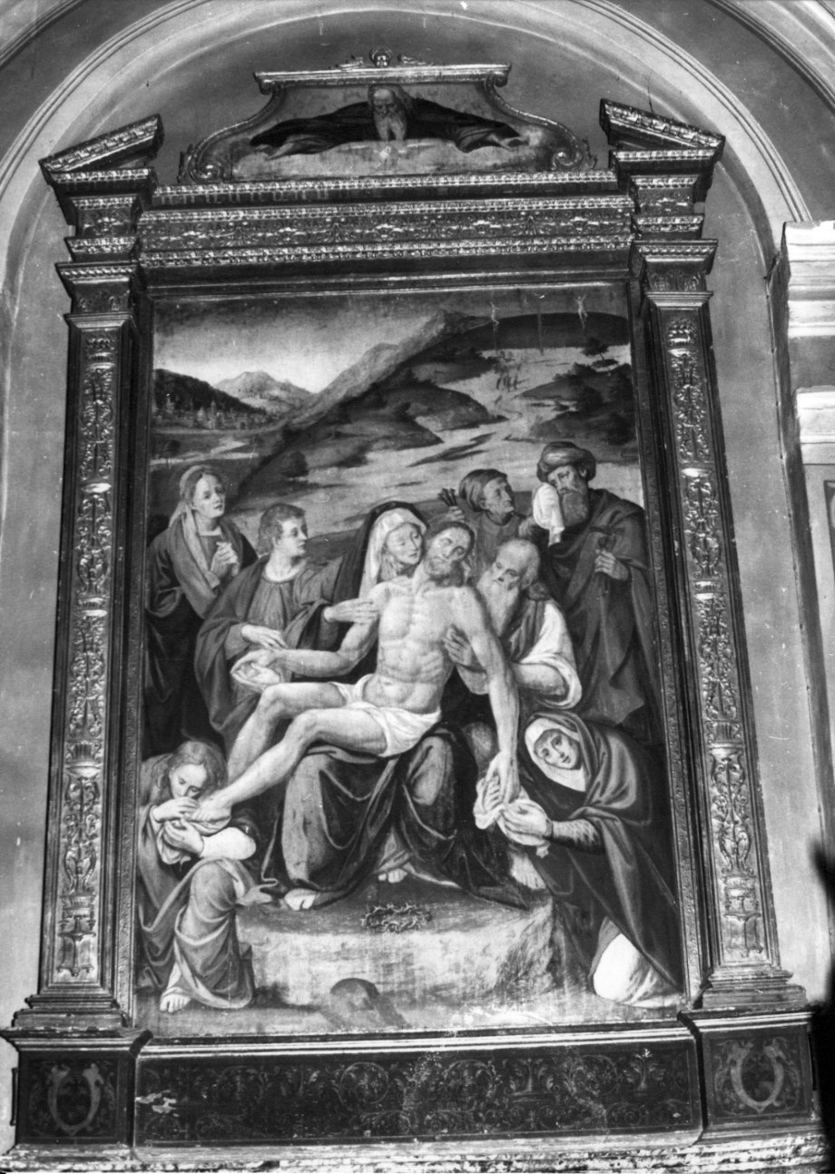 Pietà (pala d'altare, opera isolata) di Giovenone Giuseppe il Giovane (attribuito) (ultimo quarto sec. XVI)