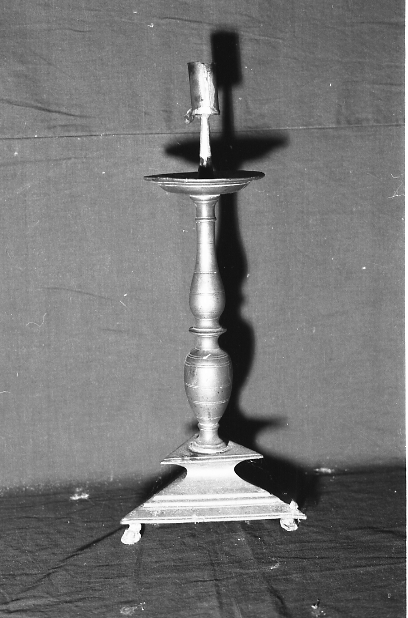 candeliere, opera isolata - bottega piemontese (prima metà sec. XVII)