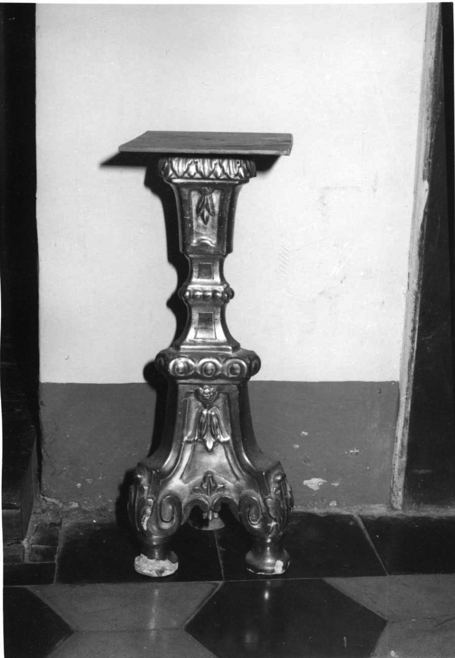 base per il cero pasquale, opera isolata - bottega vercellese (ultimo quarto sec. XVIII)