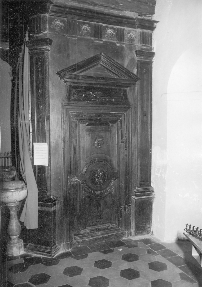 bussola d'ingresso, opera isolata - bottega vercellese (prima metà sec. XIX)