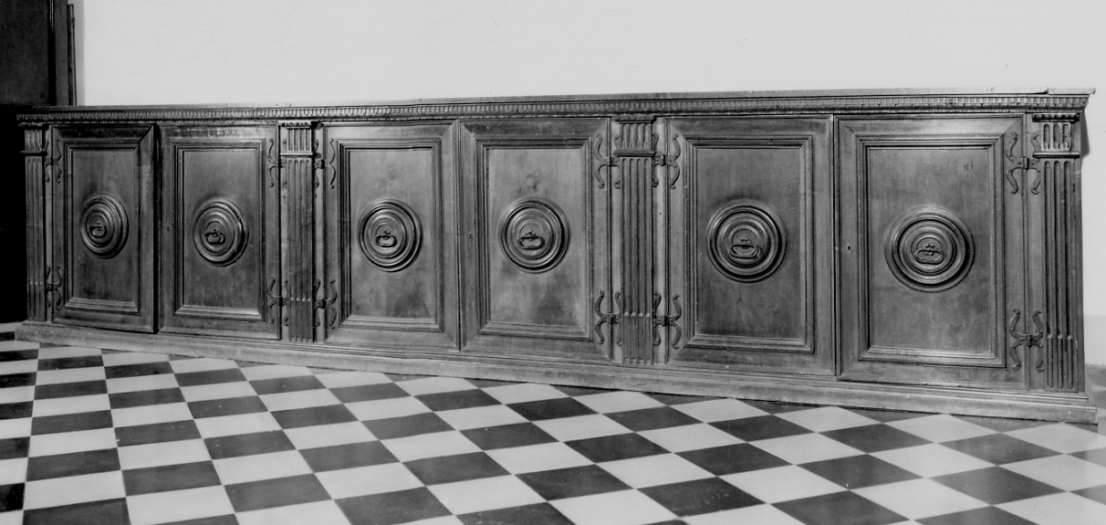 armadio, opera isolata - bottega piemontese (sec. XVI)