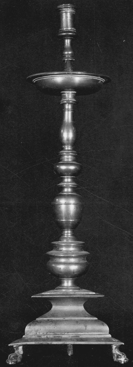 candeliere, serie - bottega Italia settentrionale (sec. XIX)