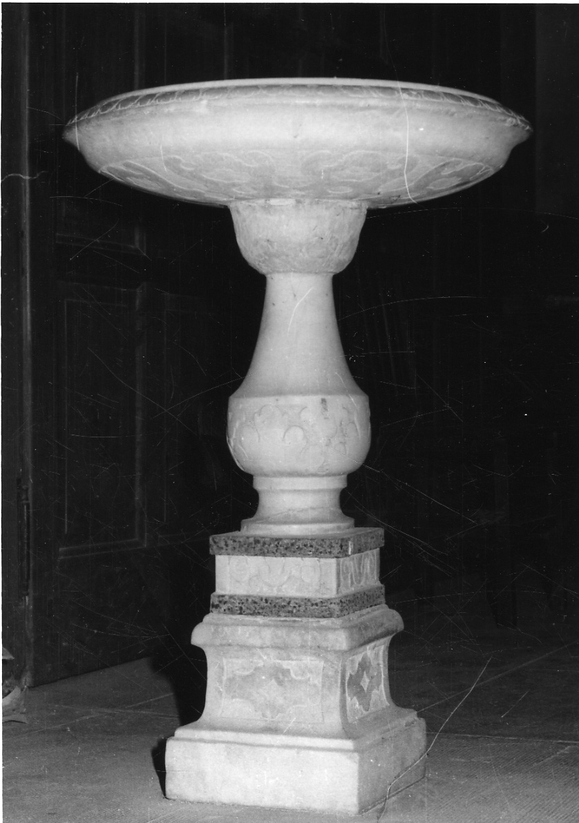 acquasantiera - a fusto, opera isolata - bottega piemontese (sec. XVII)