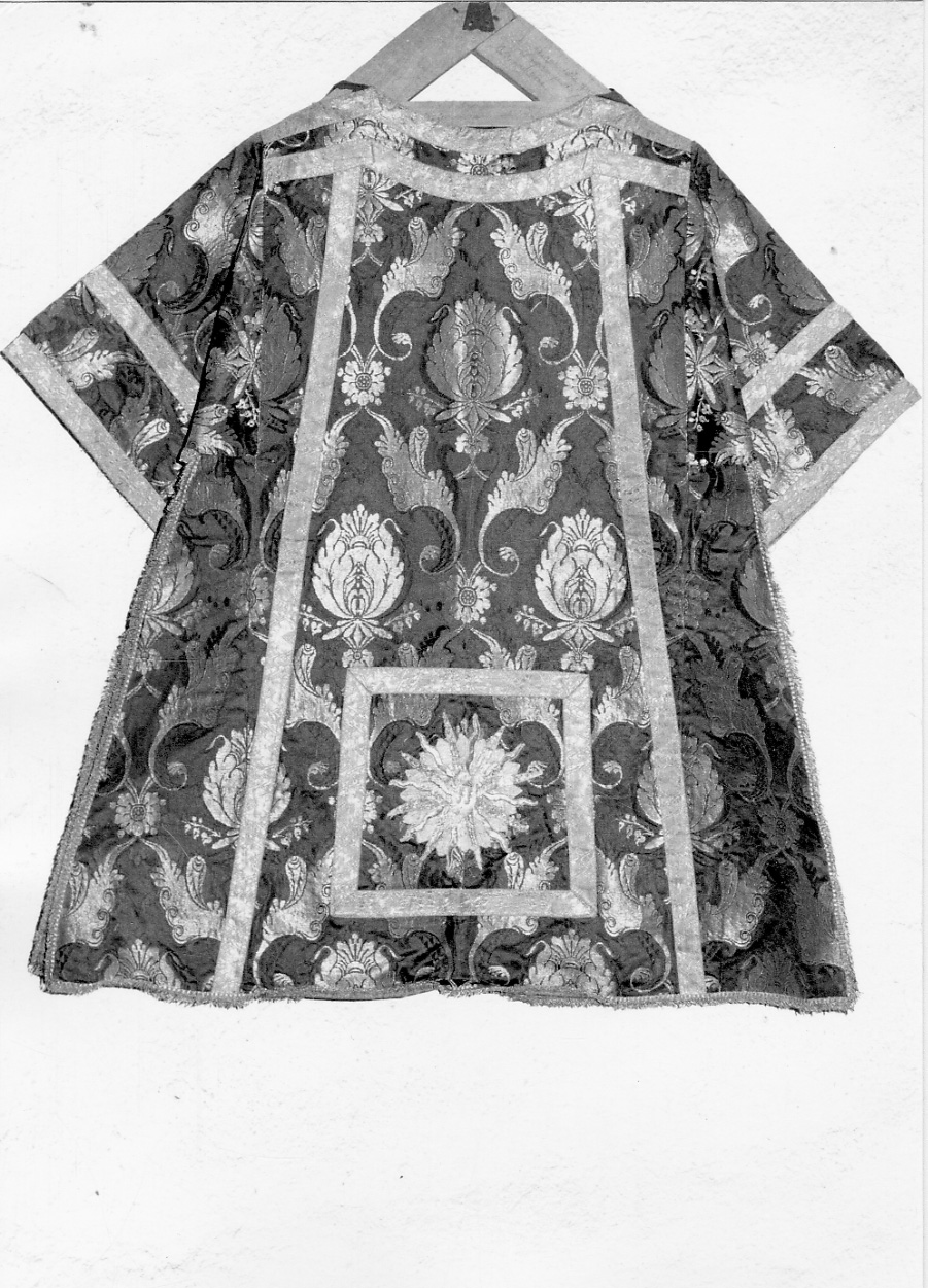 dalmatica, serie - manifattura italiana (ultimo quarto sec. XVIII)