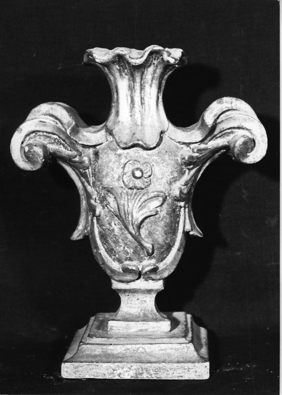 vaso d'altare per composizione floreale, serie - bottega piemontese (prima metà sec. XIX)