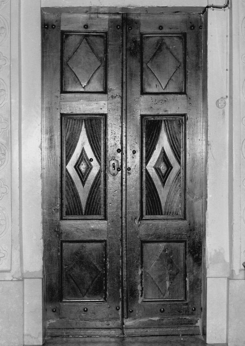 porta - a due battenti, serie - bottega piemontese (sec. XIX)