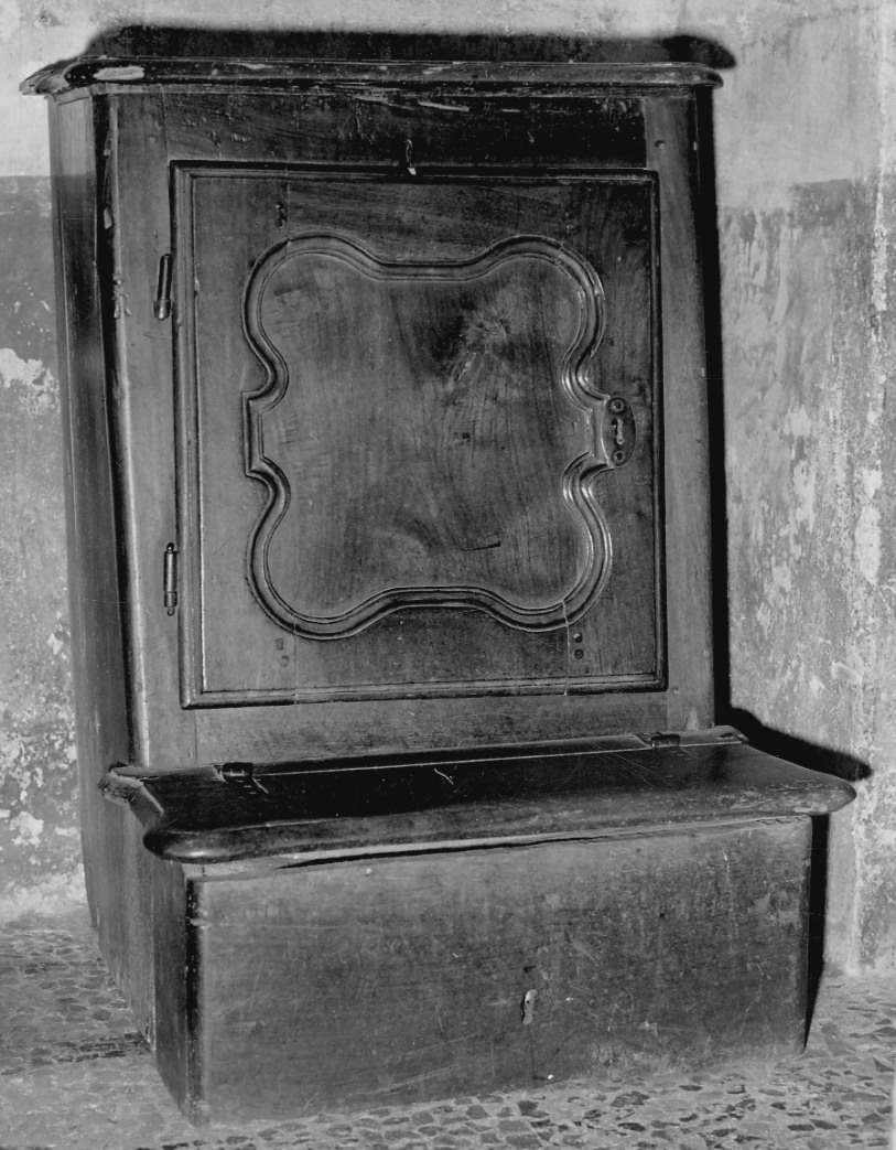 inginocchiatoio - a stipetto, opera isolata - bottega piemontese (sec. XVIII)