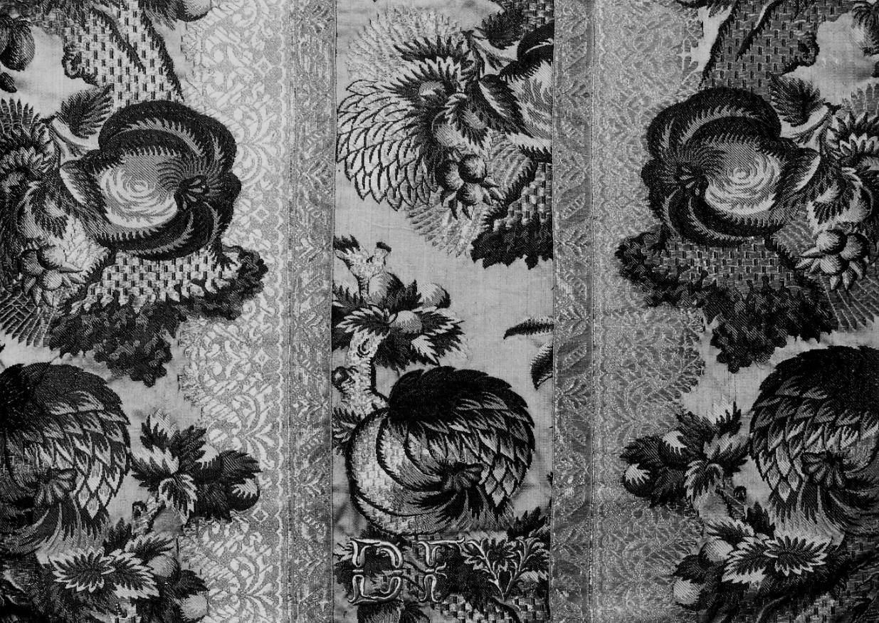 paramento liturgico, insieme - manifattura piemontese (primo quarto sec. XVIII)