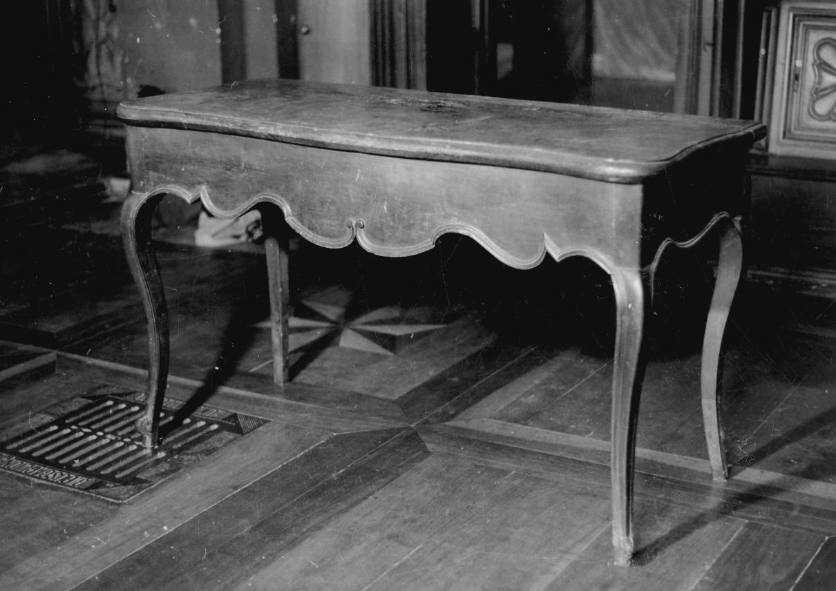tavolo, opera isolata - bottega piemontese (sec. XVIII)