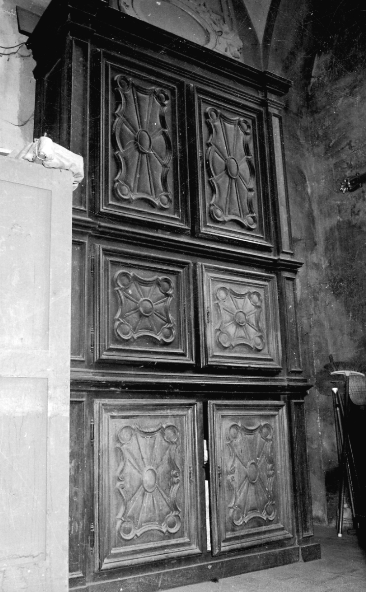 armadio, opera isolata - bottega piemontese (sec. XVIII)