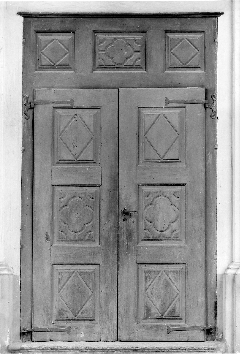 portone - a due battenti, opera isolata - bottega piemontese (inizio sec. XVIII)
