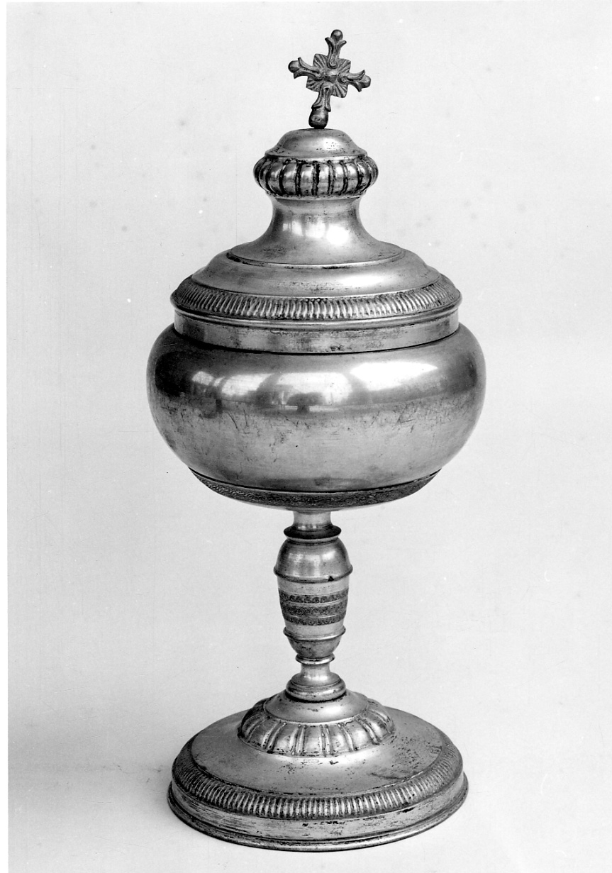 pisside, opera isolata - bottega piemontese (sec. XIX)