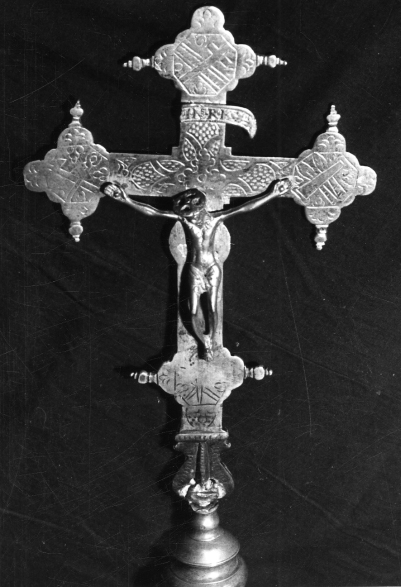 Cristo crocifisso (croce processionale, opera isolata) - bottega vercellese (fine/inizio secc. XV/ XVI)