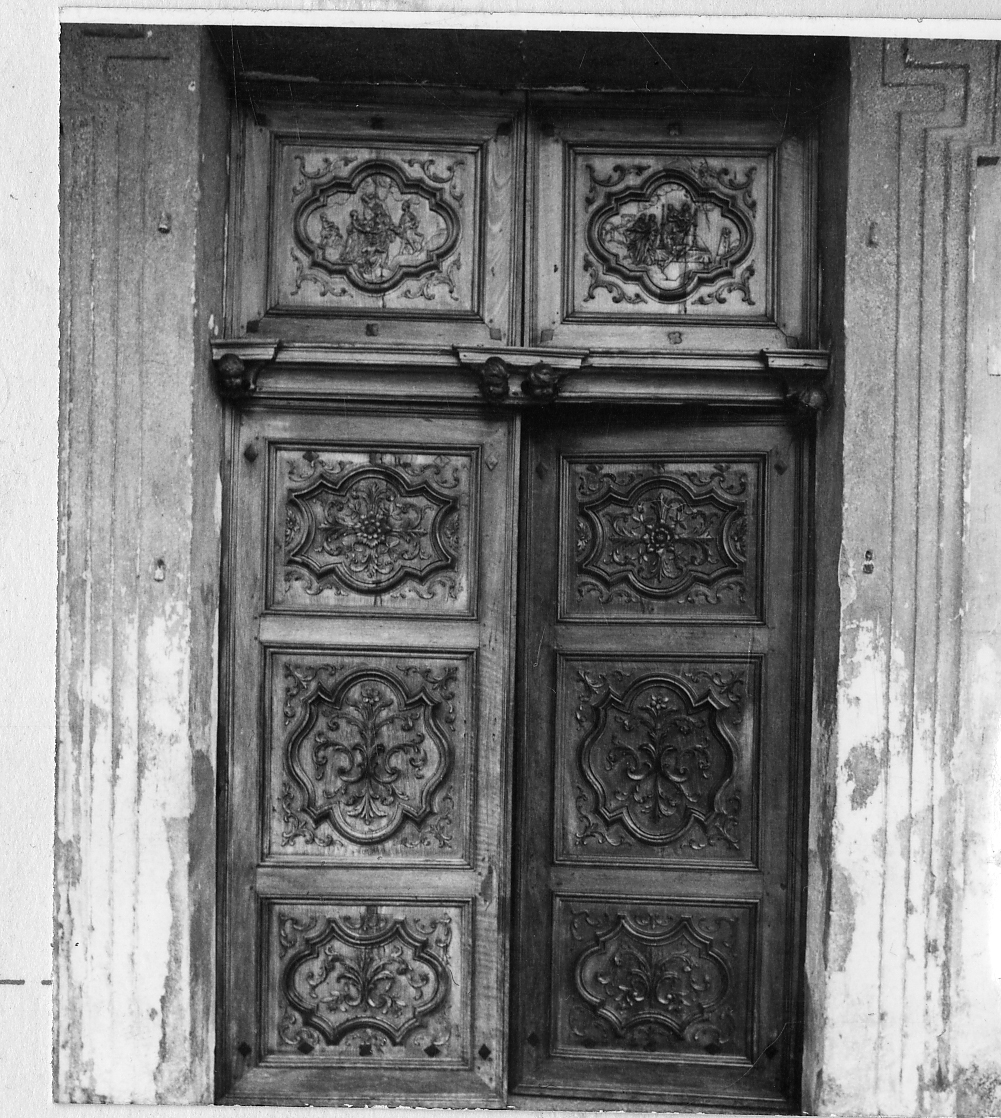 porta - a due battenti, opera isolata - bottega piemontese (prima metà sec. XVIII)