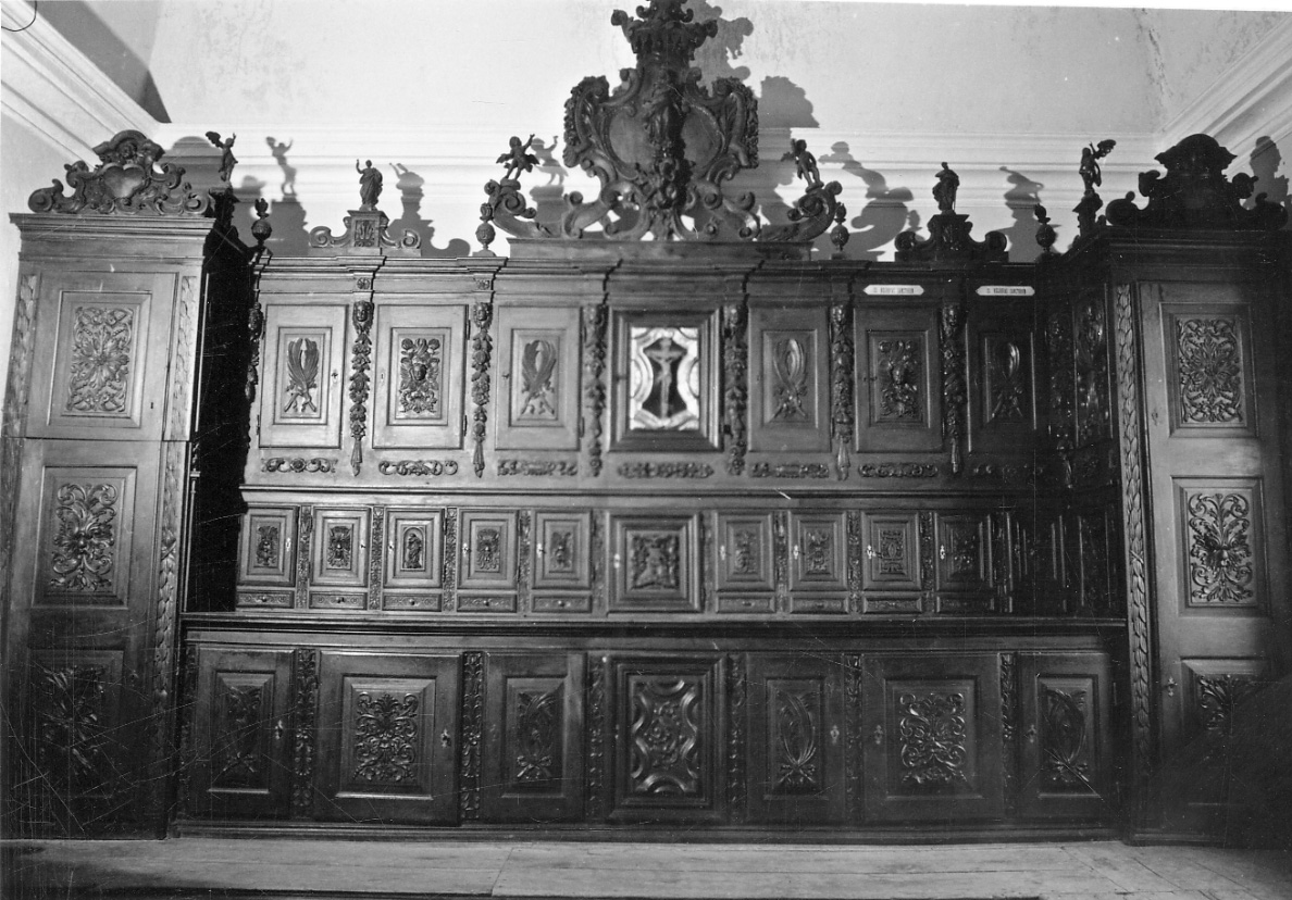 armadio da sacrestia, opera isolata di Belliardo Gabriele (metà sec. XVIII)