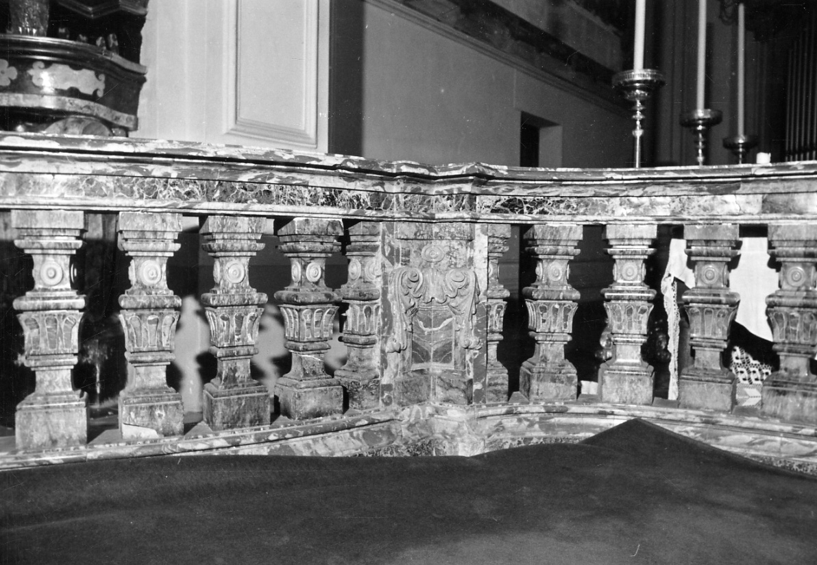 balaustrata di cappella, opera isolata di Rossi, Fossati (secondo quarto sec. XVIII)