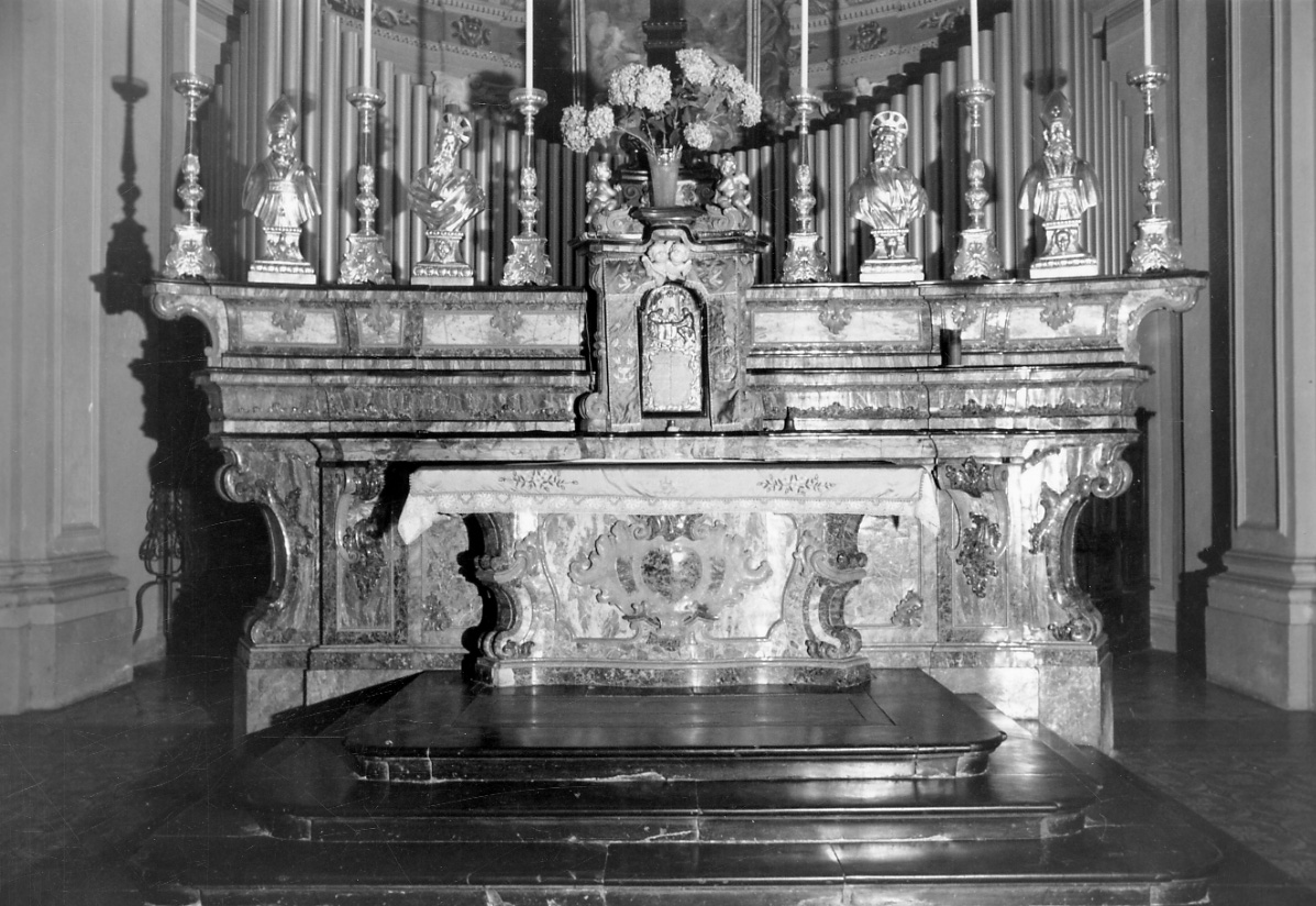altare maggiore, opera isolata di Ganna Angelo Maria (terzo quarto sec. XVIII)