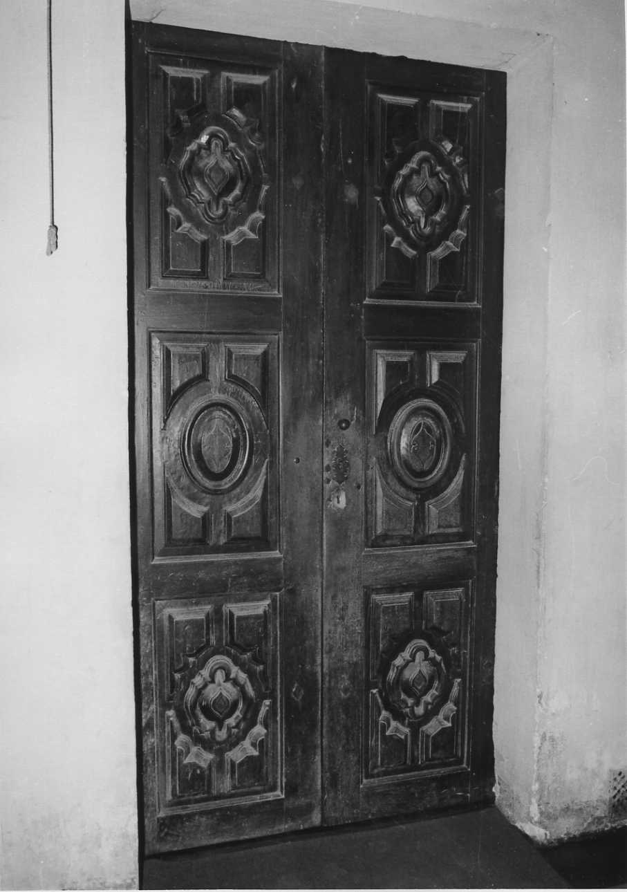 motivi decorativi geometrici (porta, serie) - bottega biellese (sec. XVIII)