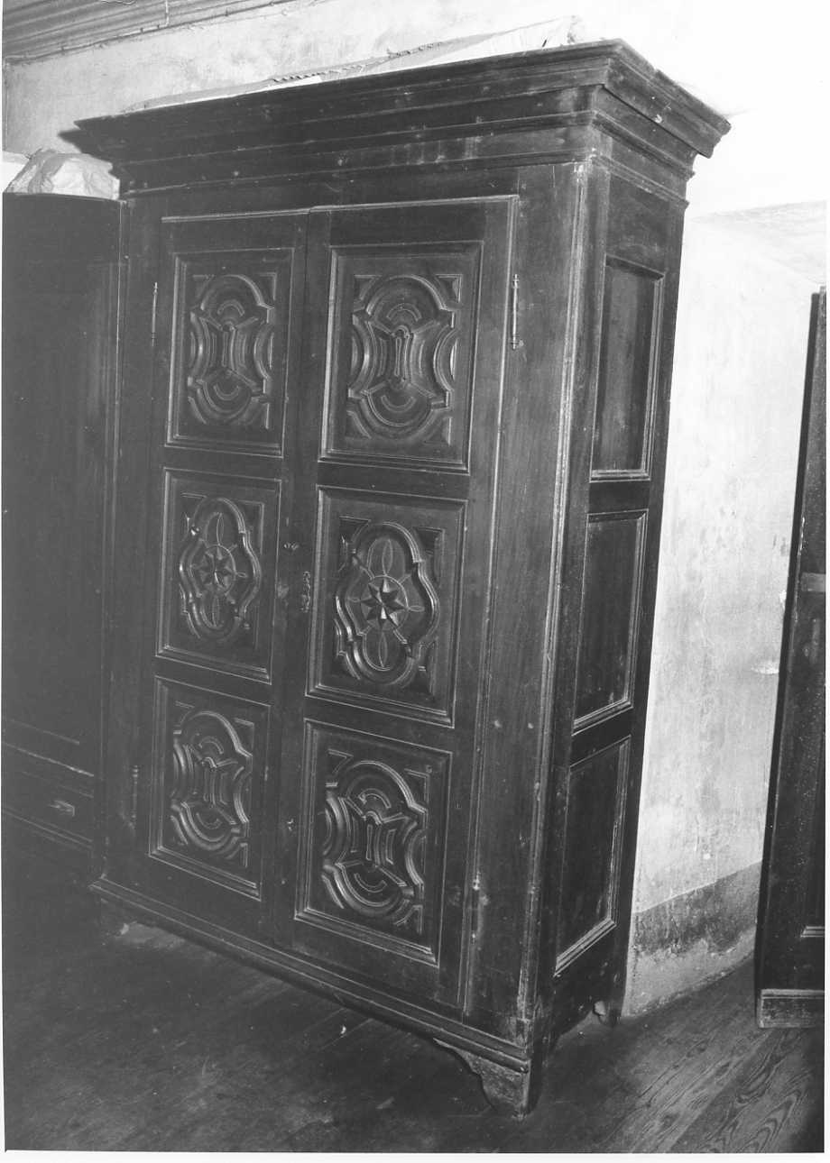 armadio da sacrestia, opera isolata - bottega piemontese (sec. XVIII)