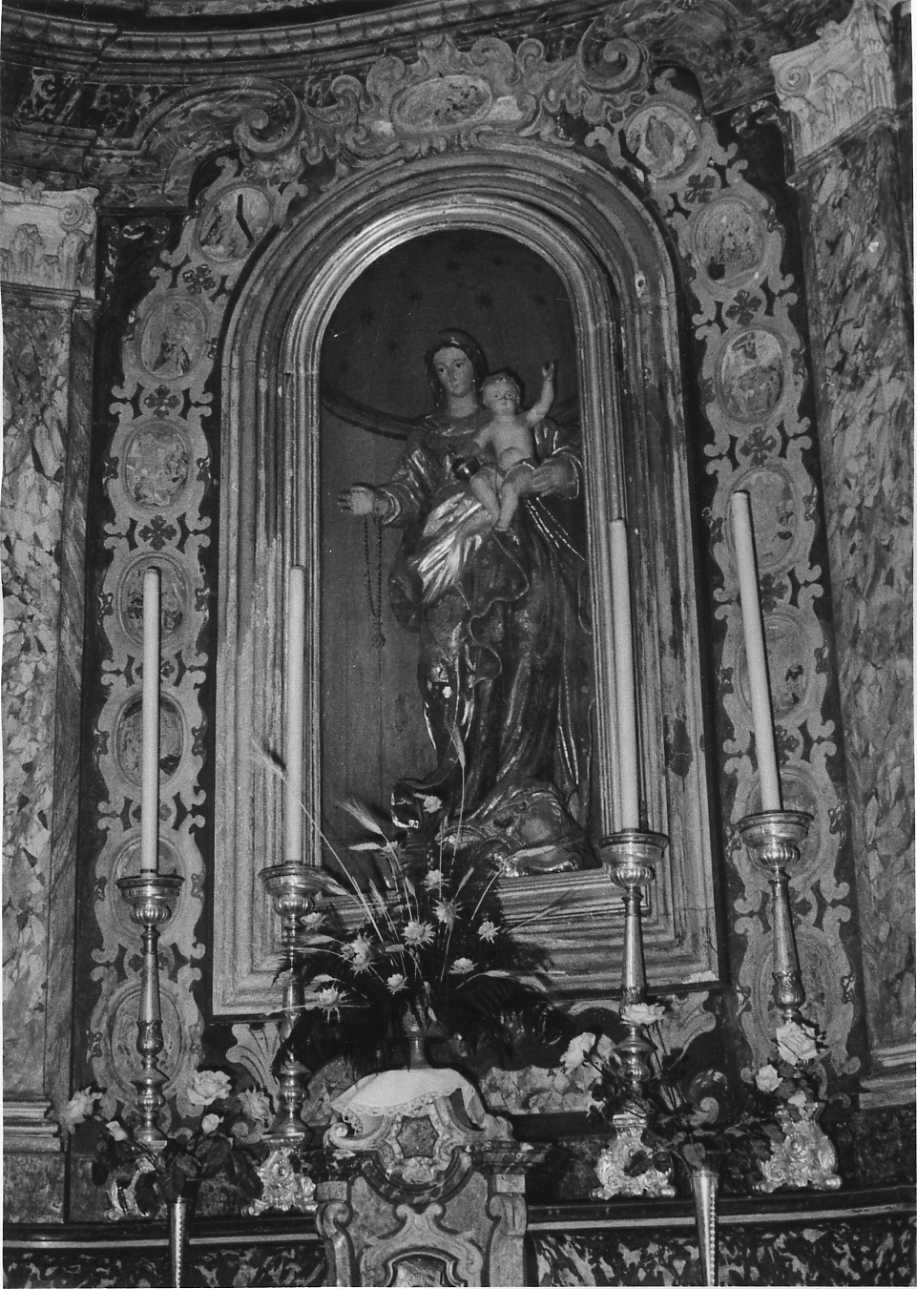 Madonna del Rosario (statua, opera isolata) di Zaninetti Giuseppe (attribuito) (metà sec. XIX)