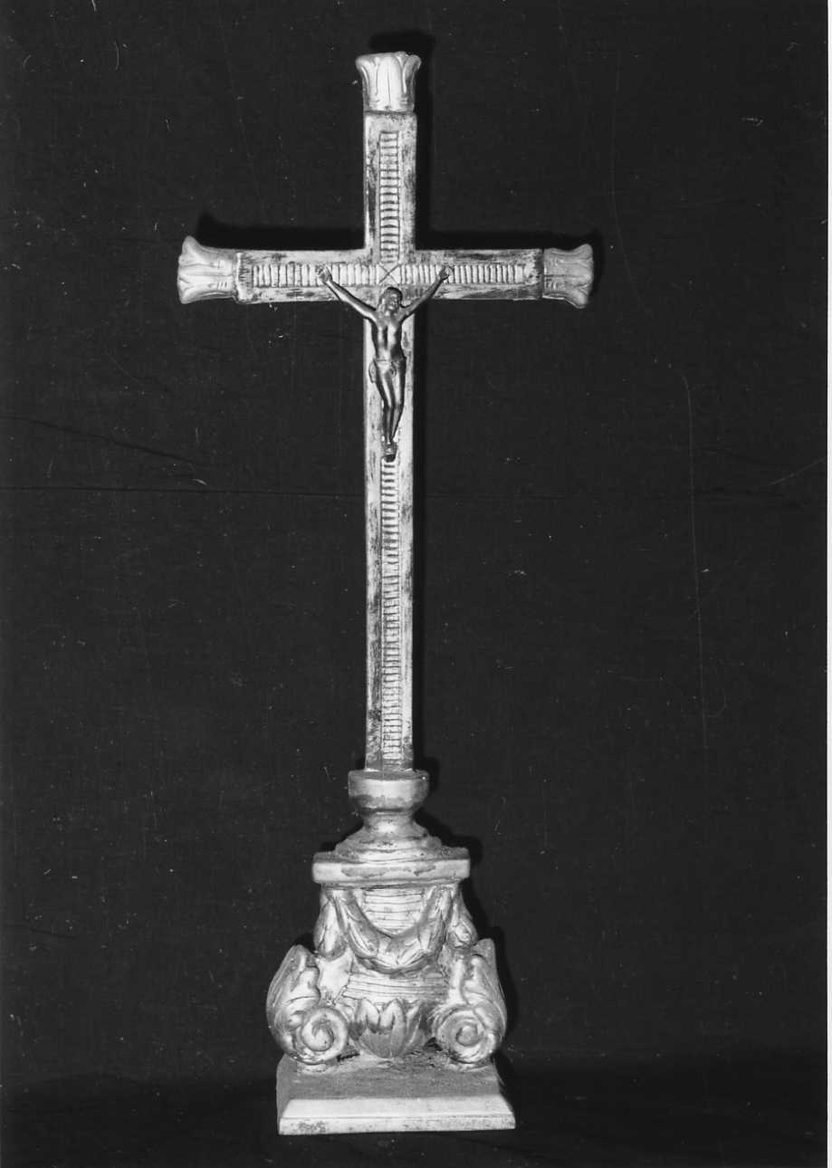 Cristo crocifisso (croce d'altare, opera isolata) - bottega biellese (sec. XIX)