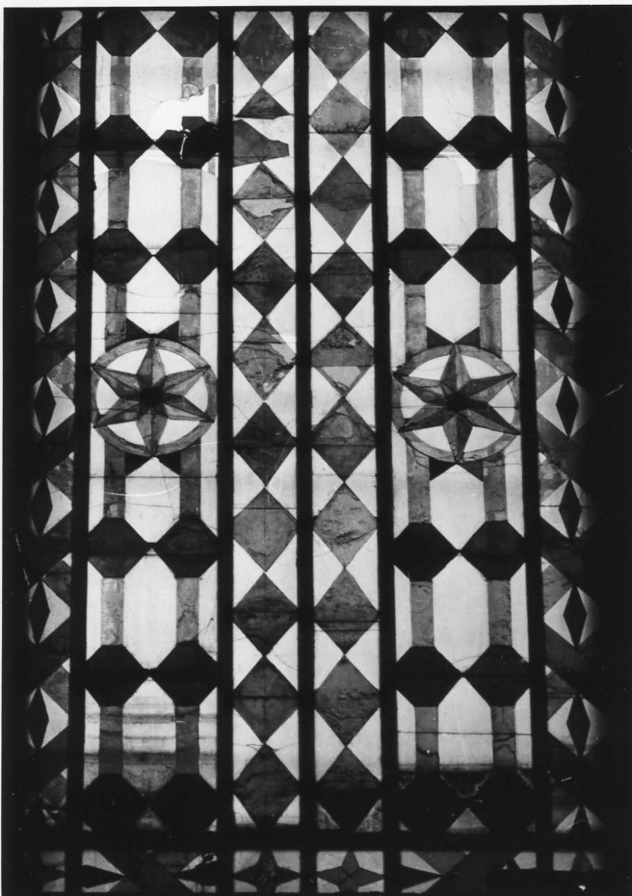 vetrata, serie - bottega biellese (inizio sec. XX)