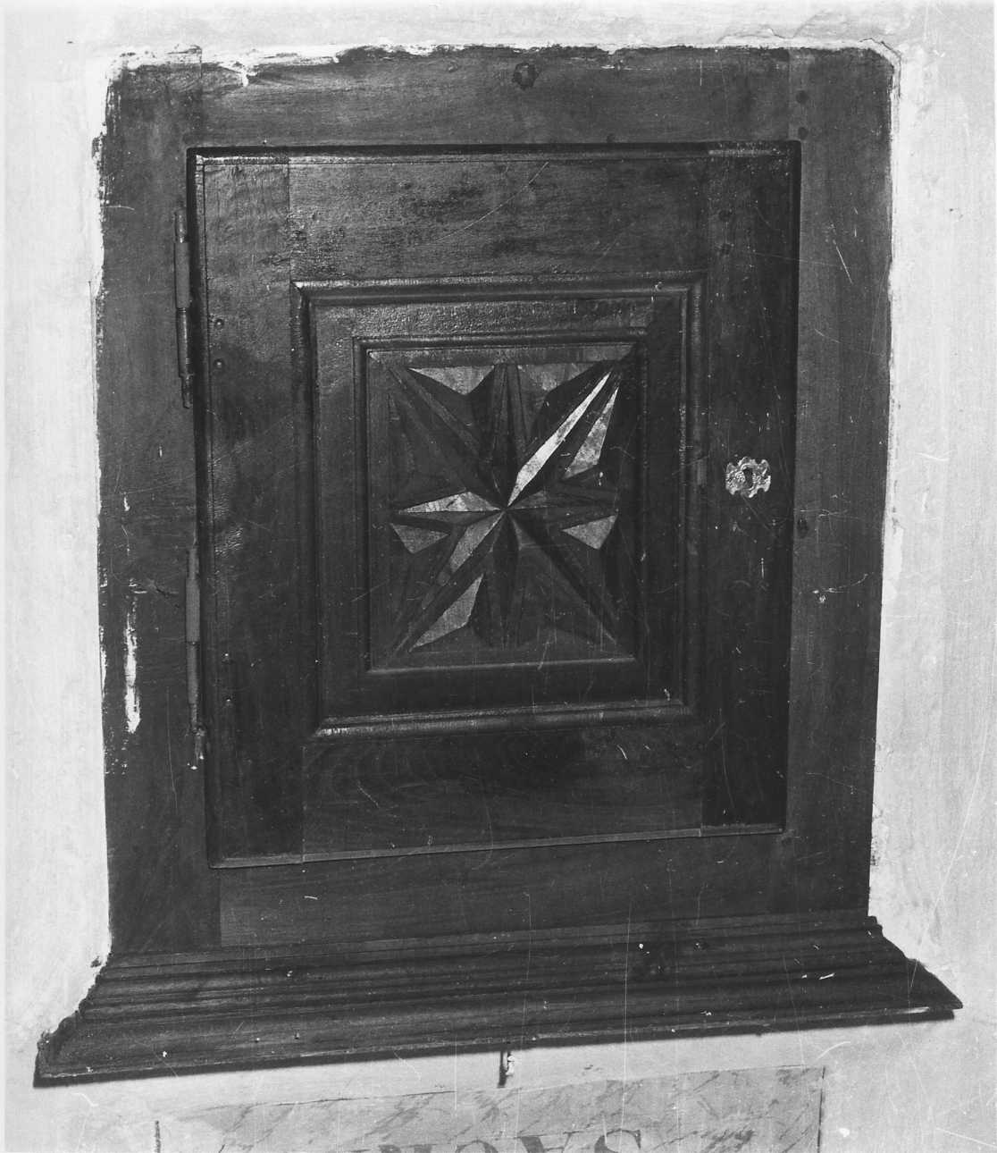 stipo - a muro, opera isolata - bottega biellese (sec. XVII)