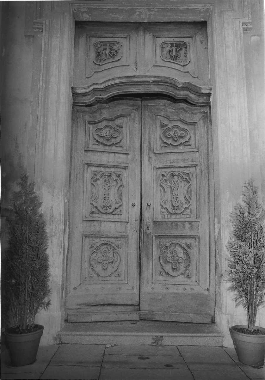 San Germano e San Defendente (portale maggiore, opera isolata) di Serra Germano (terzo quarto sec. XVIII)