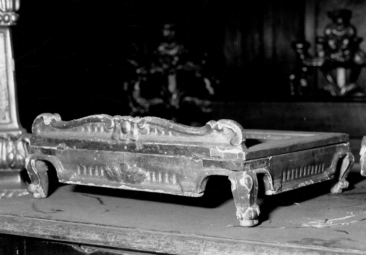 leggio, opera isolata - produzione piemontese (inizio sec. XIX)