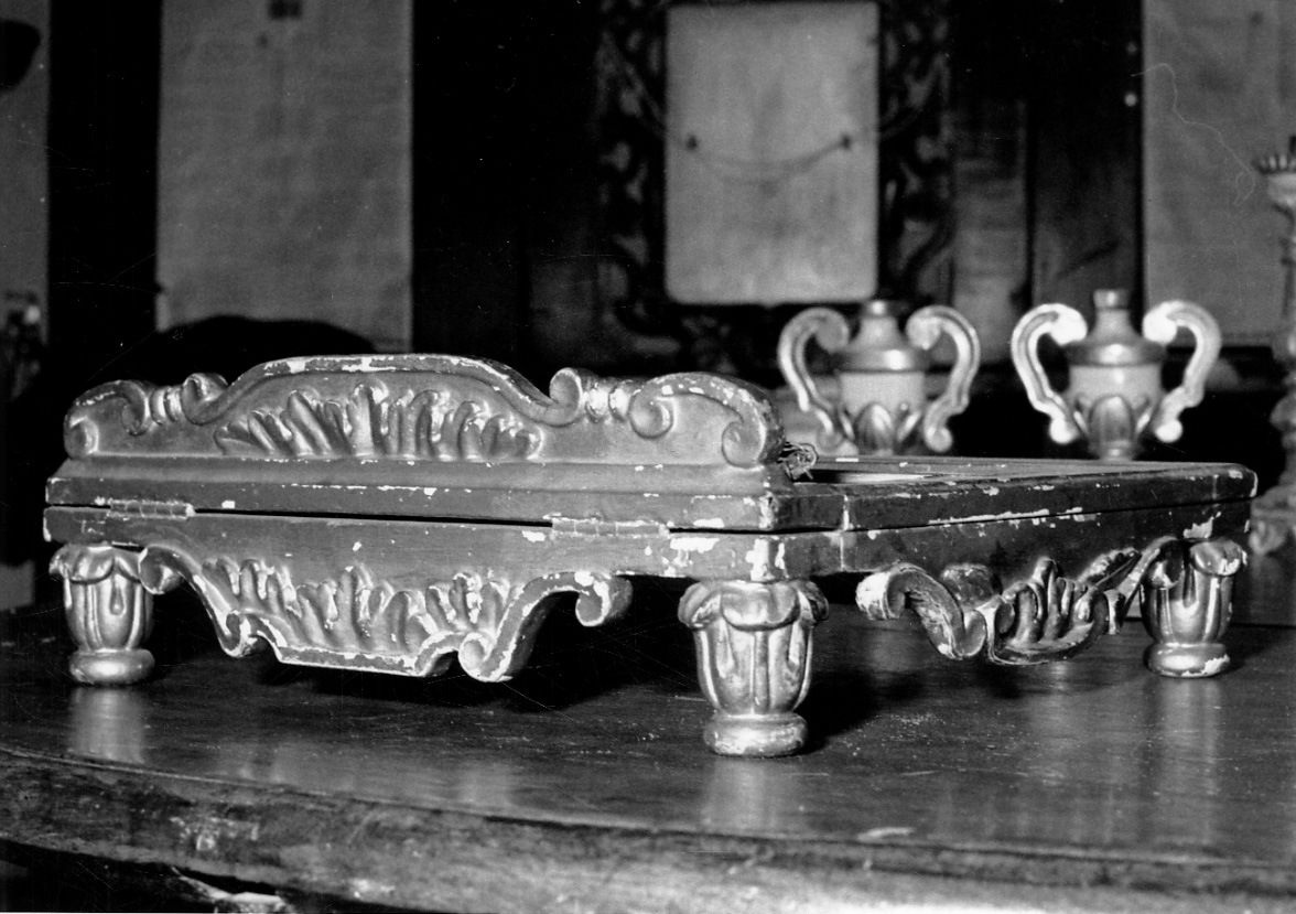 leggio da tavolo, opera isolata - produzione piemontese (fine/inizio secc. XVIII/ XIX)