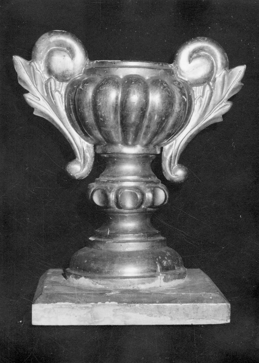 vaso d'altare, serie - bottega vercellese (sec. XIX)