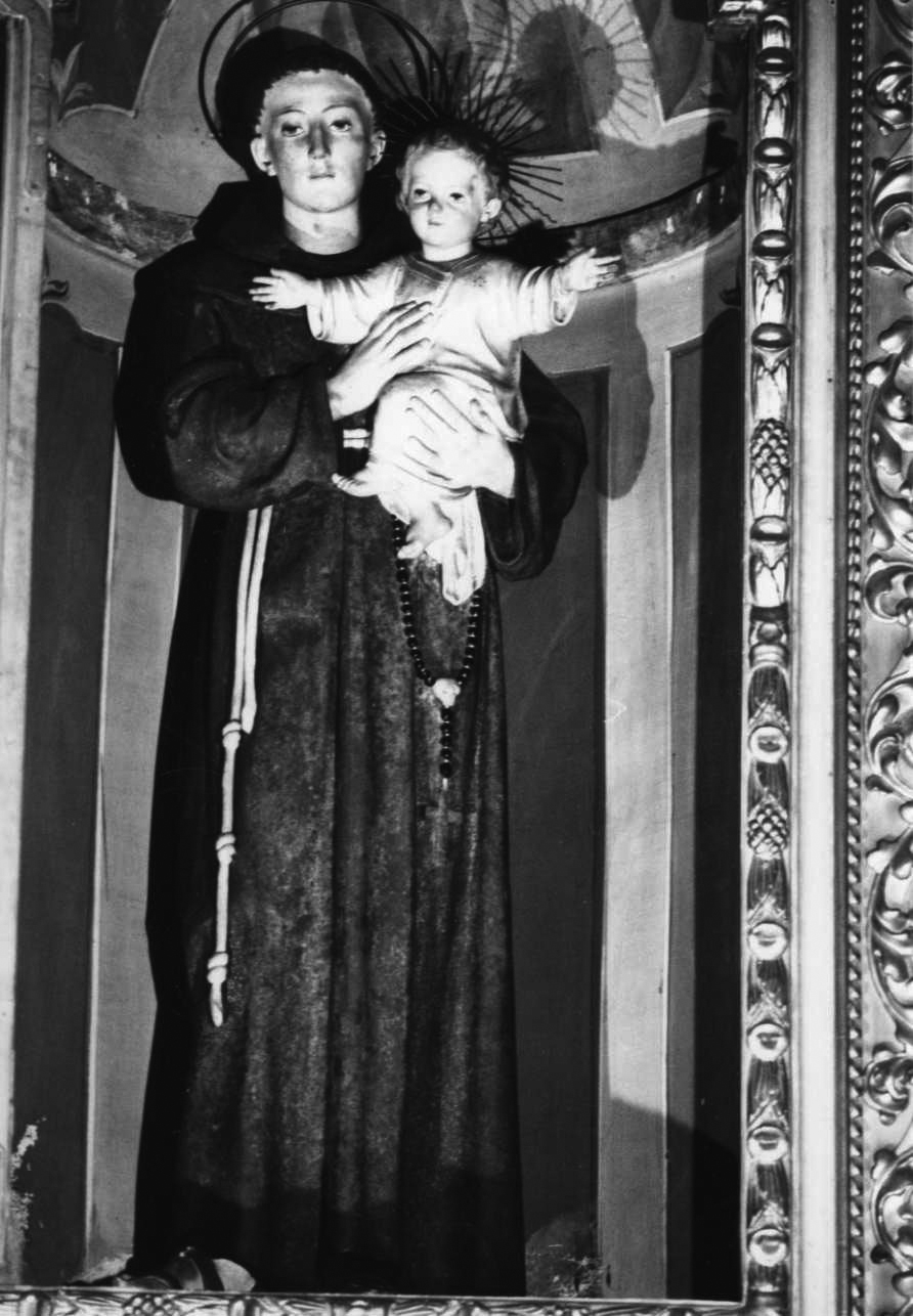 Sant'Antonio da Padova con il bambino (gruppo scultoreo, opera isolata) - bottega piemontese (seconda metà sec. XIX)