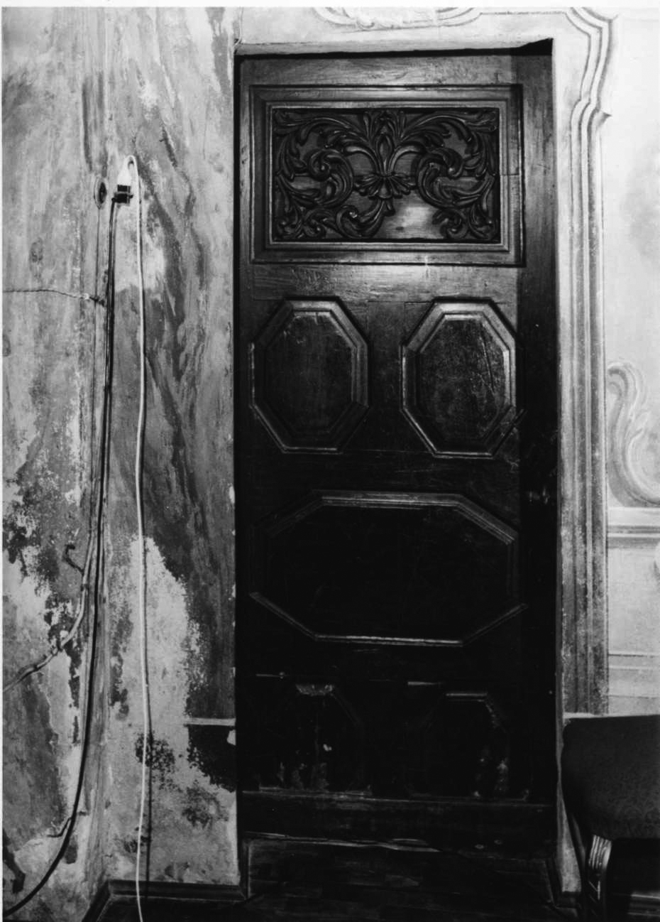 porta - ad un battente, opera isolata - bottega piemontese (seconda metà sec. XVII)