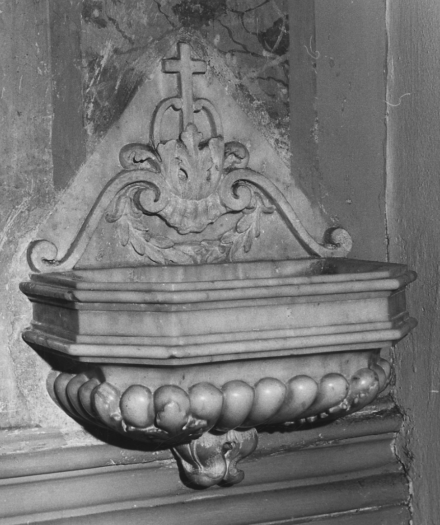 acquasantiera da parete, opera isolata - bottega liguro-piemontese (seconda metà, metà sec. XVII, sec. XVIII)