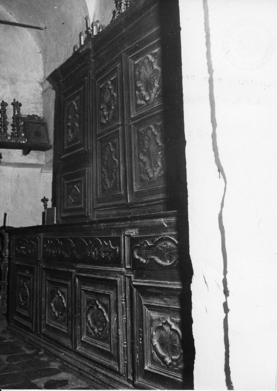 mobile da sacrestia con alzata, opera isolata - bottega piemontese (fine sec. XVII)