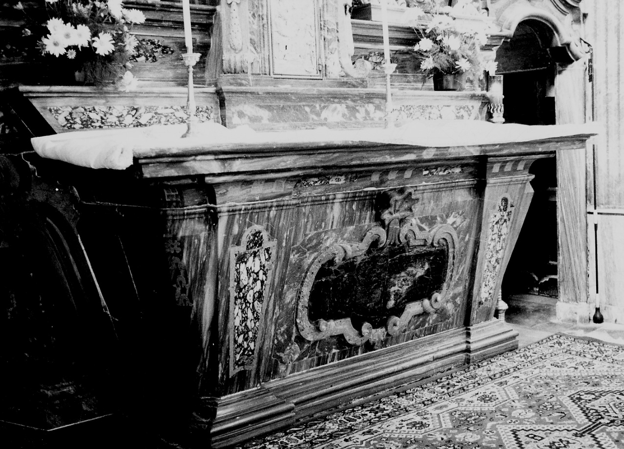 altare maggiore, opera isolata di Nolfi Giovanni Battista (metà sec. XVIII)