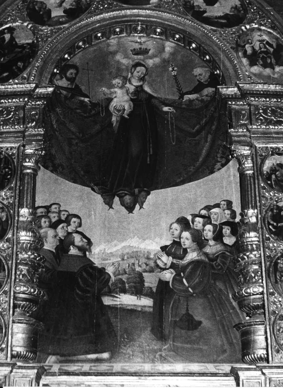 apparizione della Madonna del Rosario con San Giovanni Battista e San Domenico a cortigiani oranti (dipinto, opera isolata) di Oddone Pascale (secondo quarto sec. XVI)