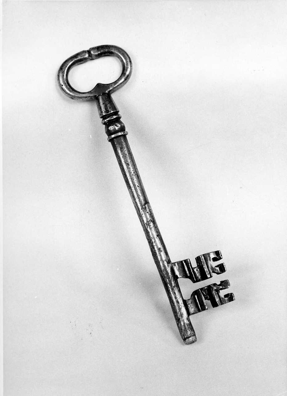 chiave, opera isolata - bottega piemontese (sec. XIX)