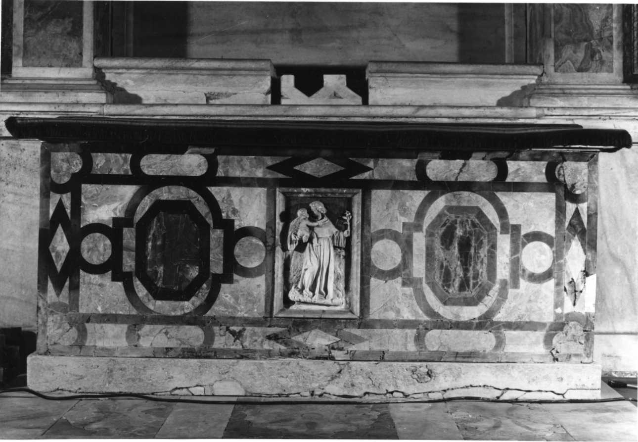 Sant'Antonio da Padova con il bambino (paliotto, elemento d'insieme) - bottega piemontese (metà sec. XVII)