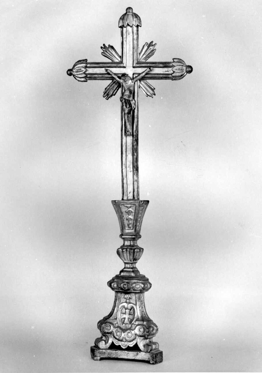 Cristo crocifisso (croce d'altare, opera isolata) - bottega piemontese (metà sec. XVIII)