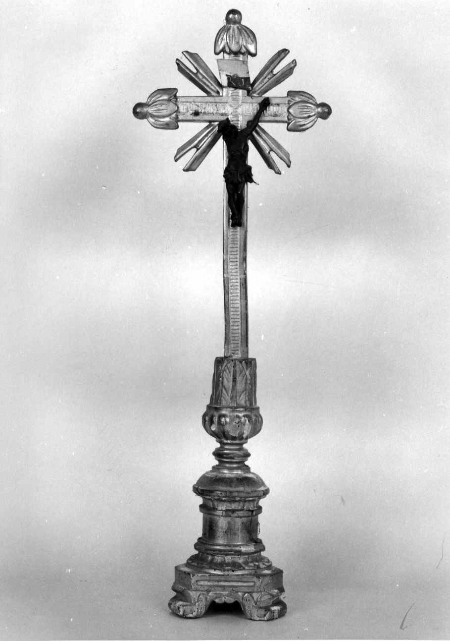 Cristo crocifisso (croce d'altare, opera isolata) - bottega piemontese (sec. XVIII)