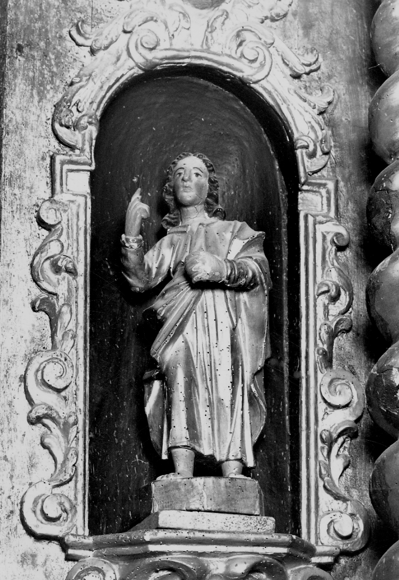 Santo (statua, elemento d'insieme) - bottega biellese (ultimo quarto sec. XVII)
