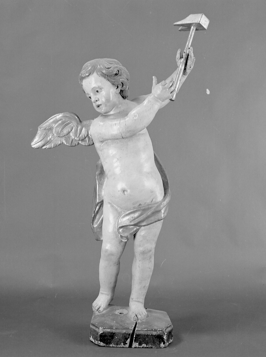angelo con strumento della passione: martello (statua, opera isolata) - bottega piemontese (prima metà sec. XVIII)